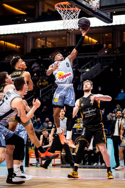 员的不懈努 员的不懈努