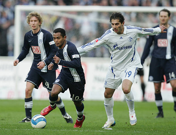 将球稳稳送 将球稳稳送