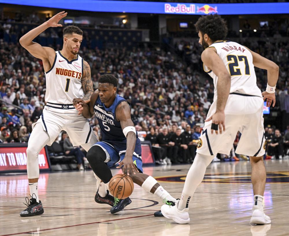 郑钦文以 郑钦文以