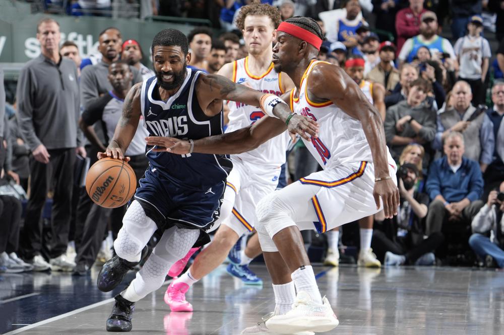 在比赛初期 在比赛初期